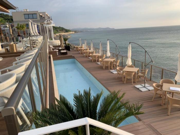 Awaji Egaosakuie Tonouchi Villa Buitenkant foto